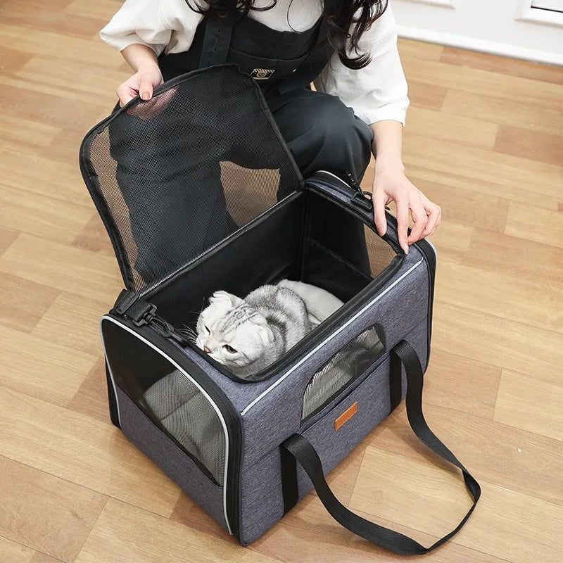 Portable cat carrier, breathable waterproof large capacity cat outing bag with pet pad, cat carrier bag